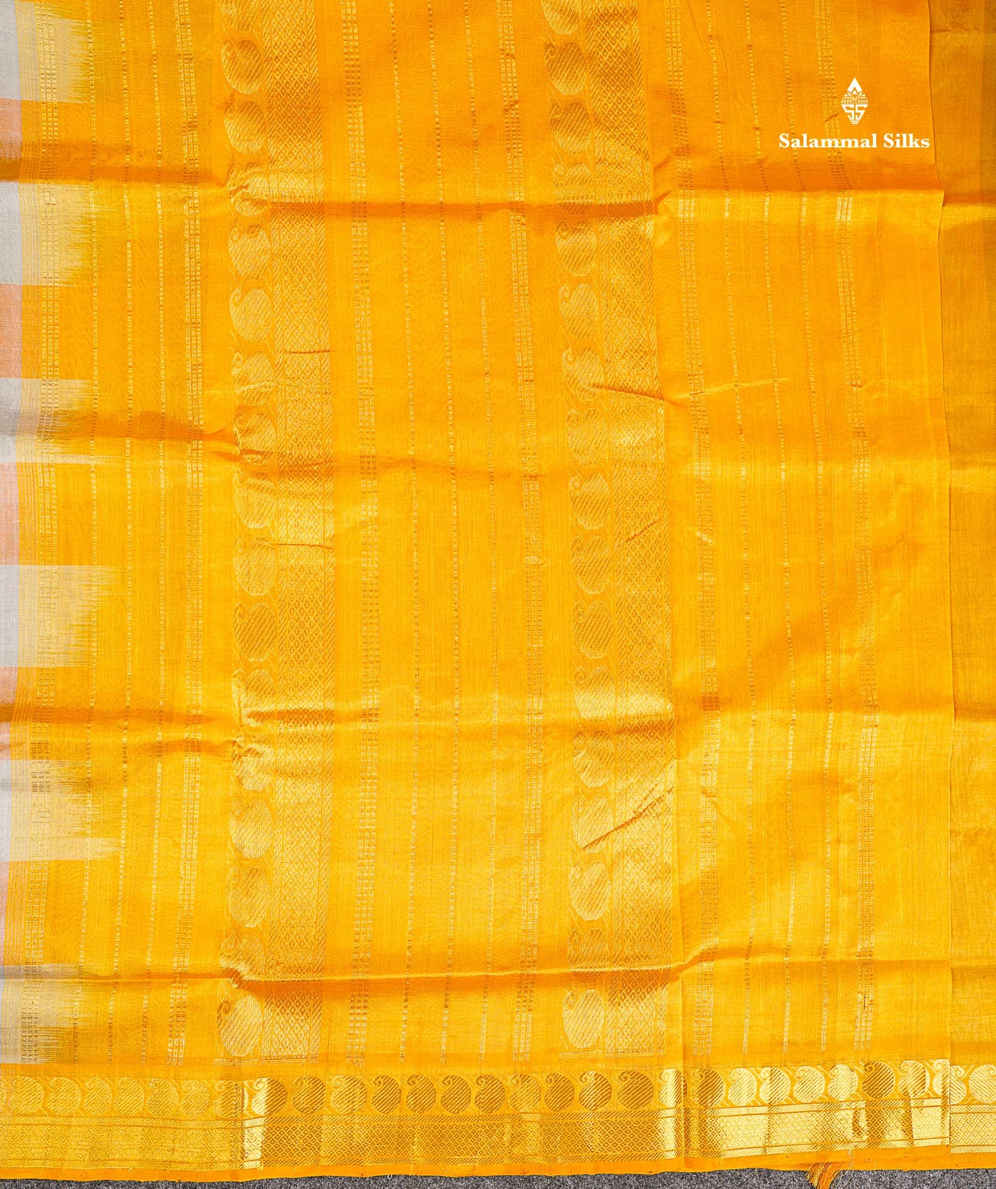Pallu Of Multicolour Pure Silk Cotton Saree 