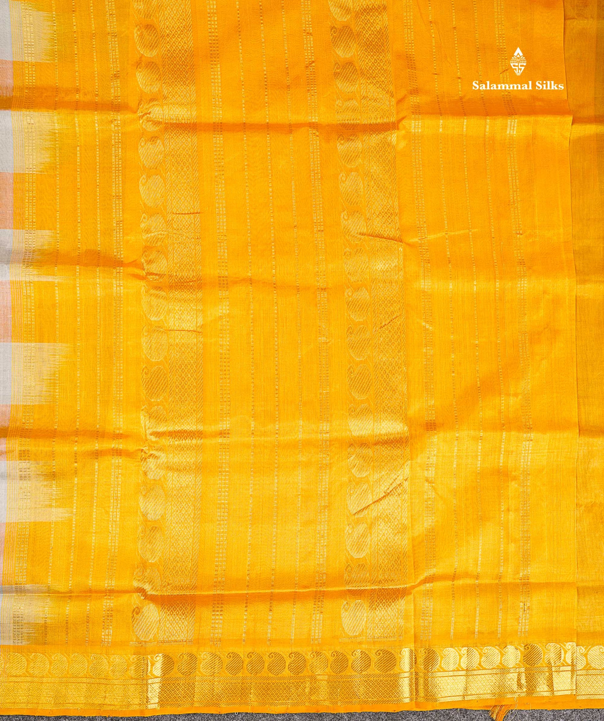 Pallu Of Multicolour Pure Silk Cotton Saree 