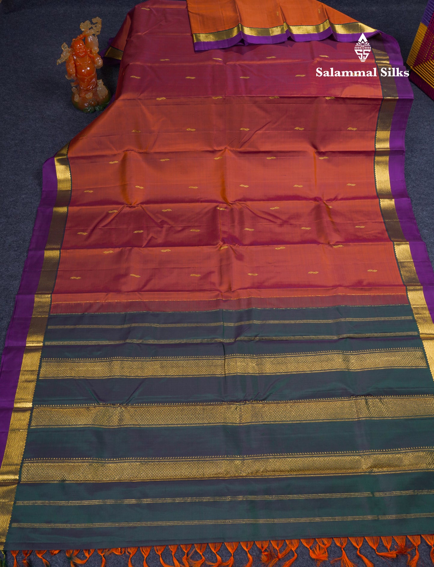 Beautiful Dual Tone Maroon Pure Kanjivaram Silk Saree With Violet Traditional Small Border
