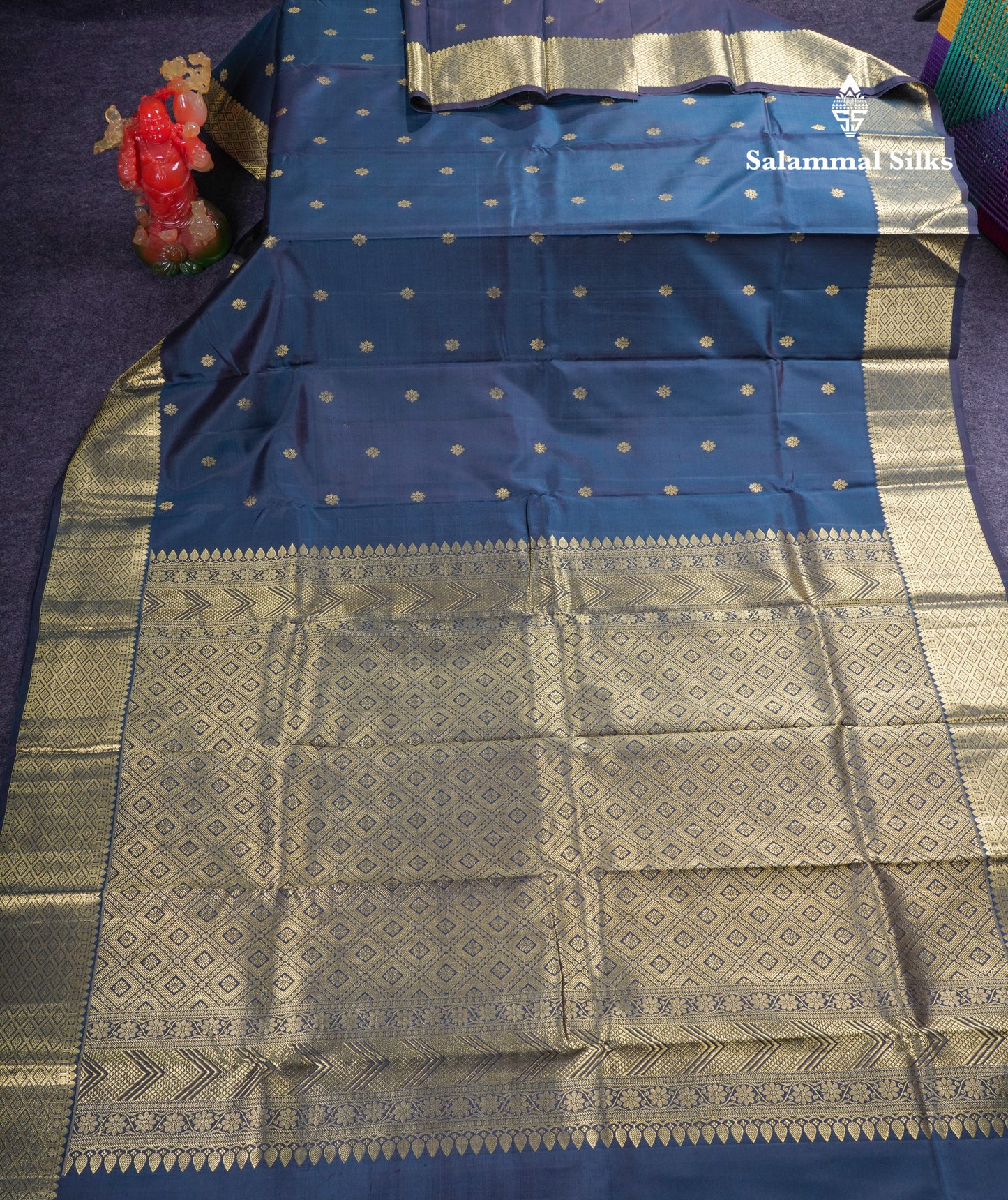 Beautiful Dual Tone Olive Blue Pure Kanjivaram Silk Saree With Traditional Border