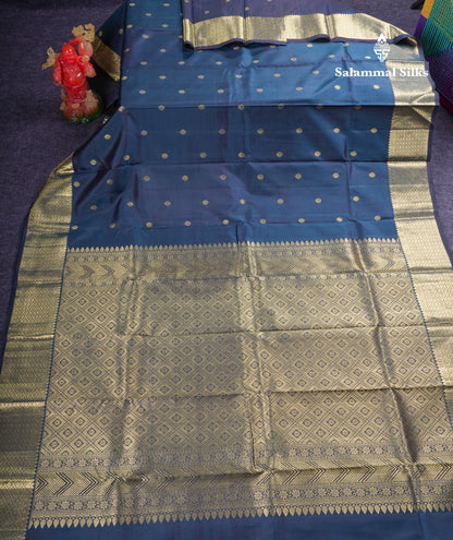 Beautiful Dual Tone Olive Blue Pure Kanjivaram Silk Saree With Traditional Border
