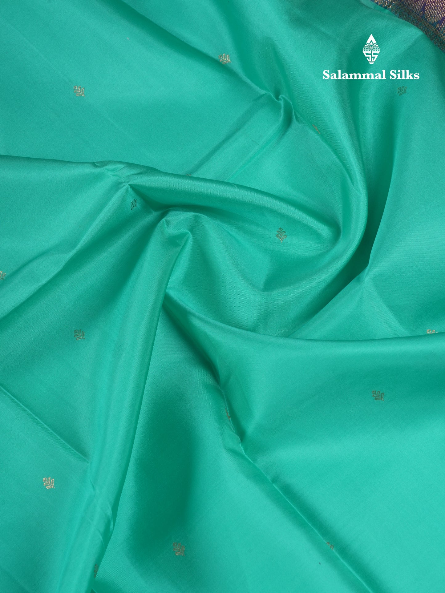 Beautiful Sapphire Green Pure Kanjivaram Silk Saree With Contrast Magenta Traditional Border