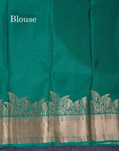 Beautiful Peacock Green Pure Kanjivaram Silk Saree With Traditional Evening Morning Border