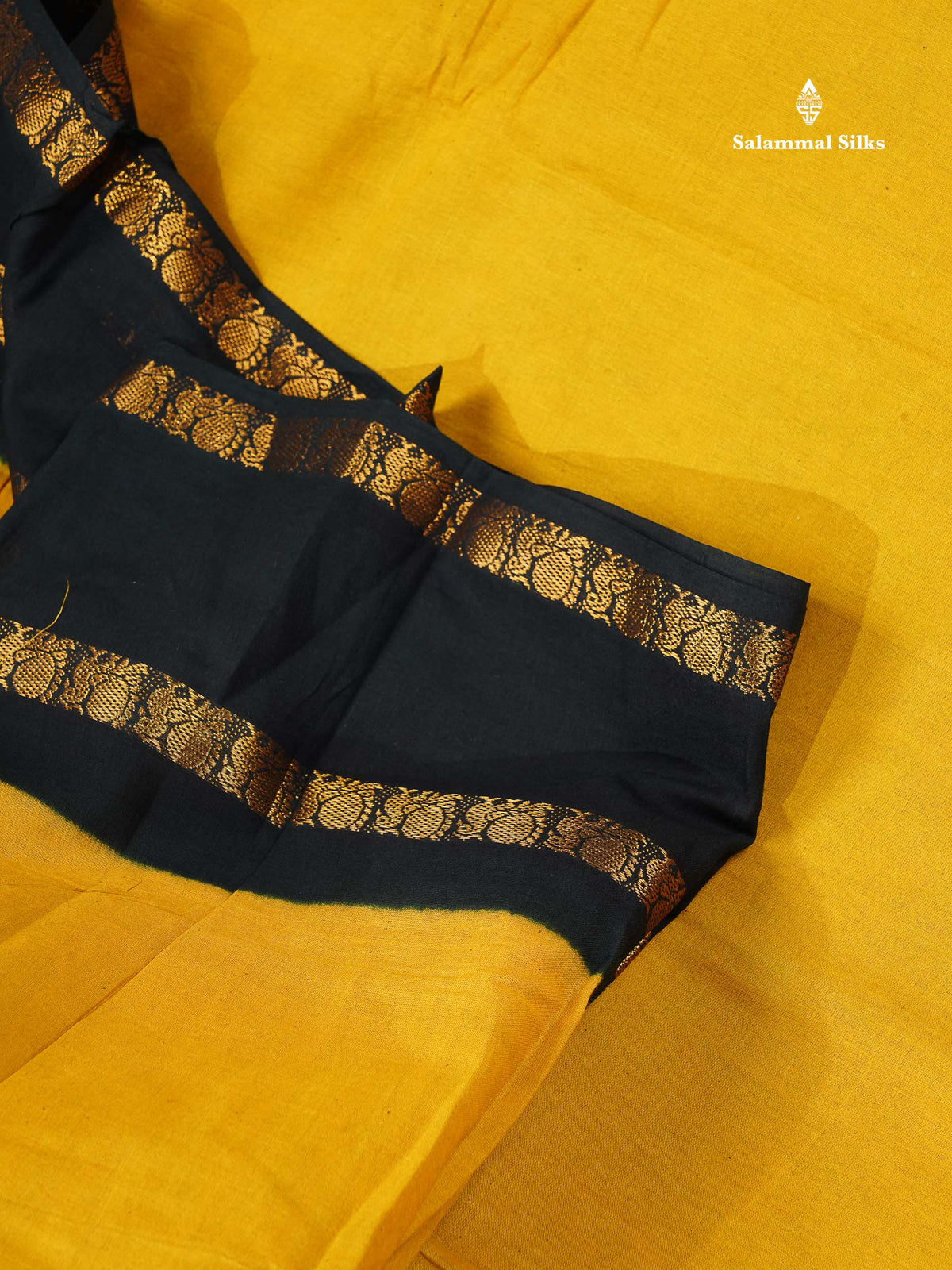 Sungudi Cotton Saree - Orange Colour Body Plain With Contrast Black Gap Border