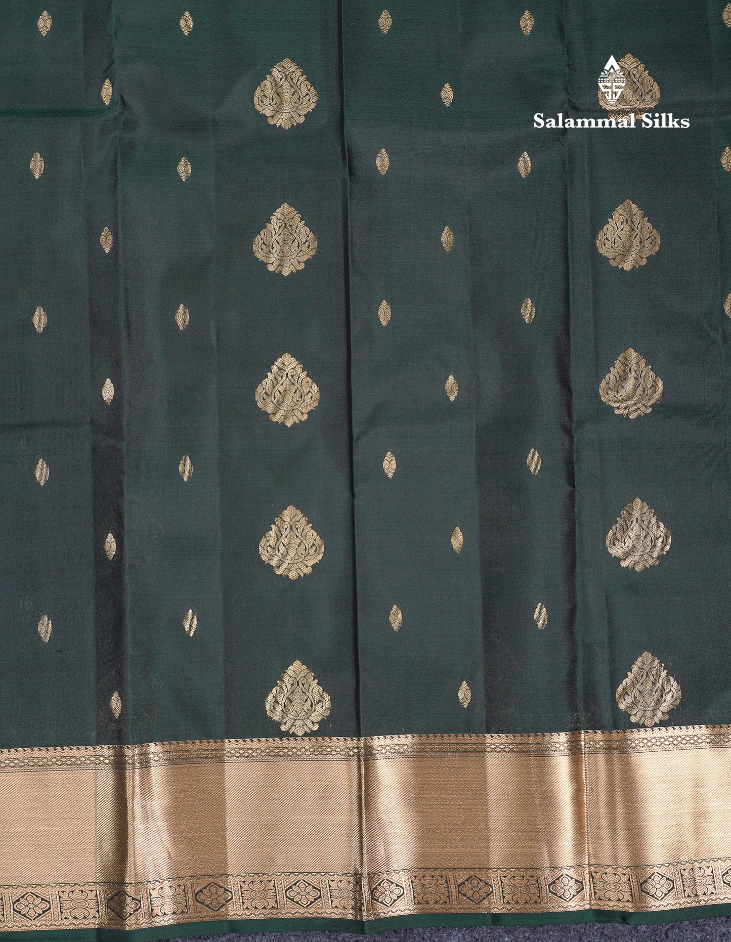 Beautiful Bottle Green Pure Kanjivaram Silk Saree With Traditional Border