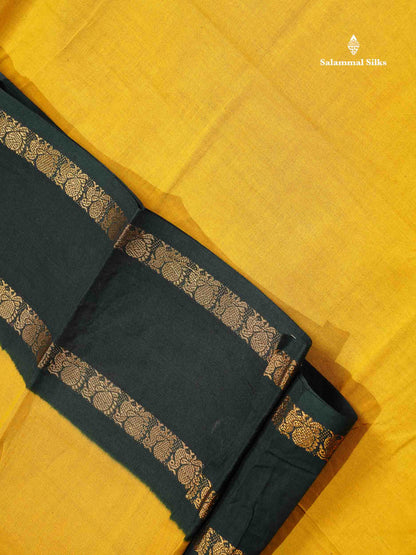 Sungudi Cotton Saree - Orange Colour Plain Body With Contrast Magenta Pink Gap Border