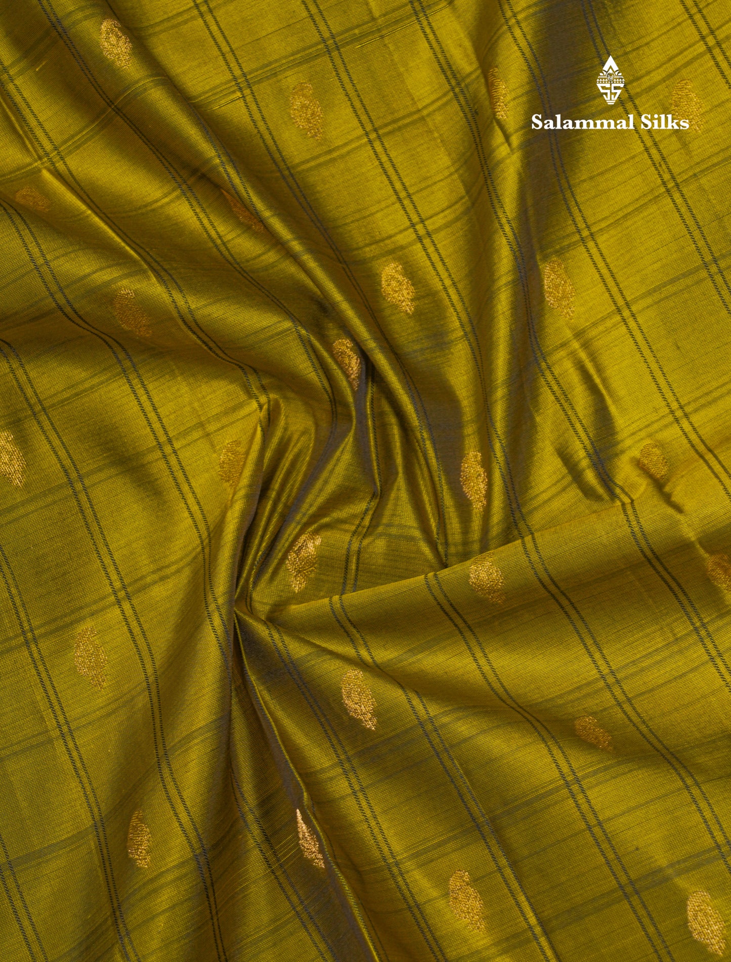 Beautiful Olive Green Pure Kanjivaram Silk Saree With Contrast Peacock Blue Border
