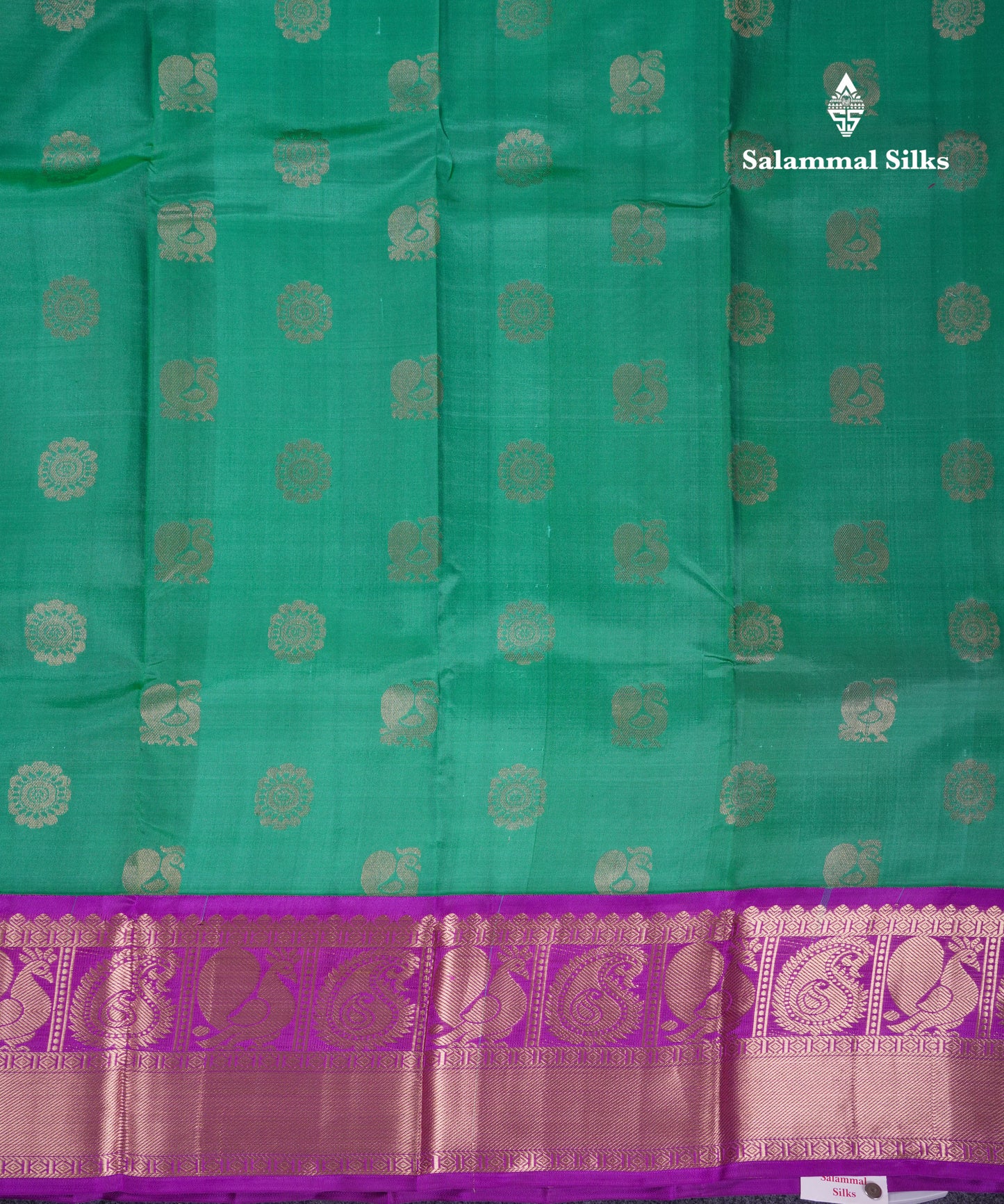 Beautiful Saffire Green Pure Kanjivaram Silk Saree With Contrast Dark Purple Traditional Border