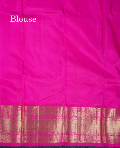 Beautiful Magenta Pure Kanjivaram Silk Saree With Contrast Magenta Pink Traditional Border