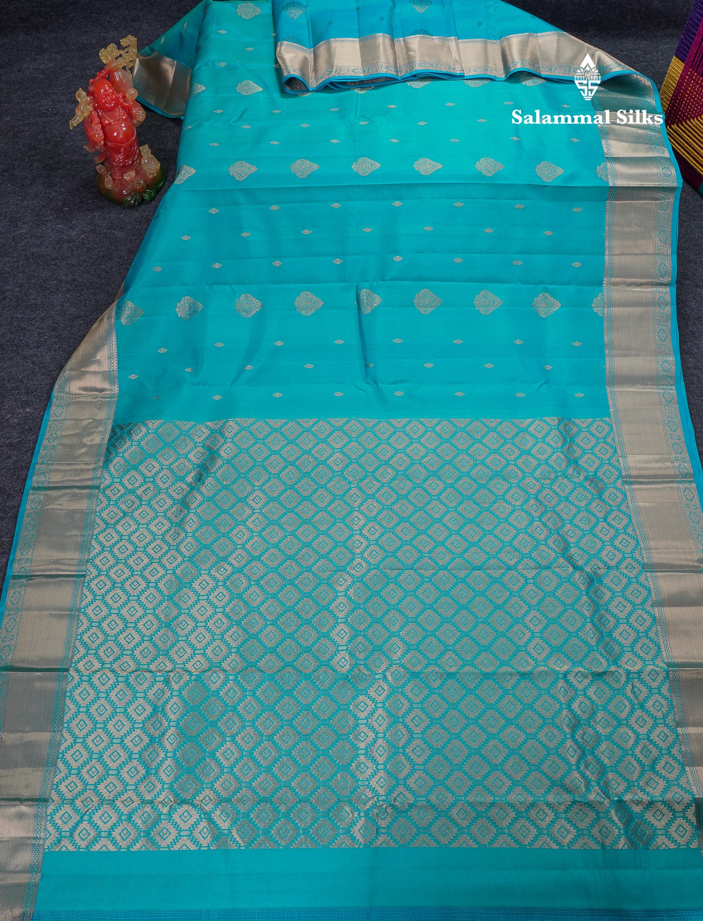 Beautiful Light Ramar Blue Pure Kanjivaram Silk Saree With Traditional Border