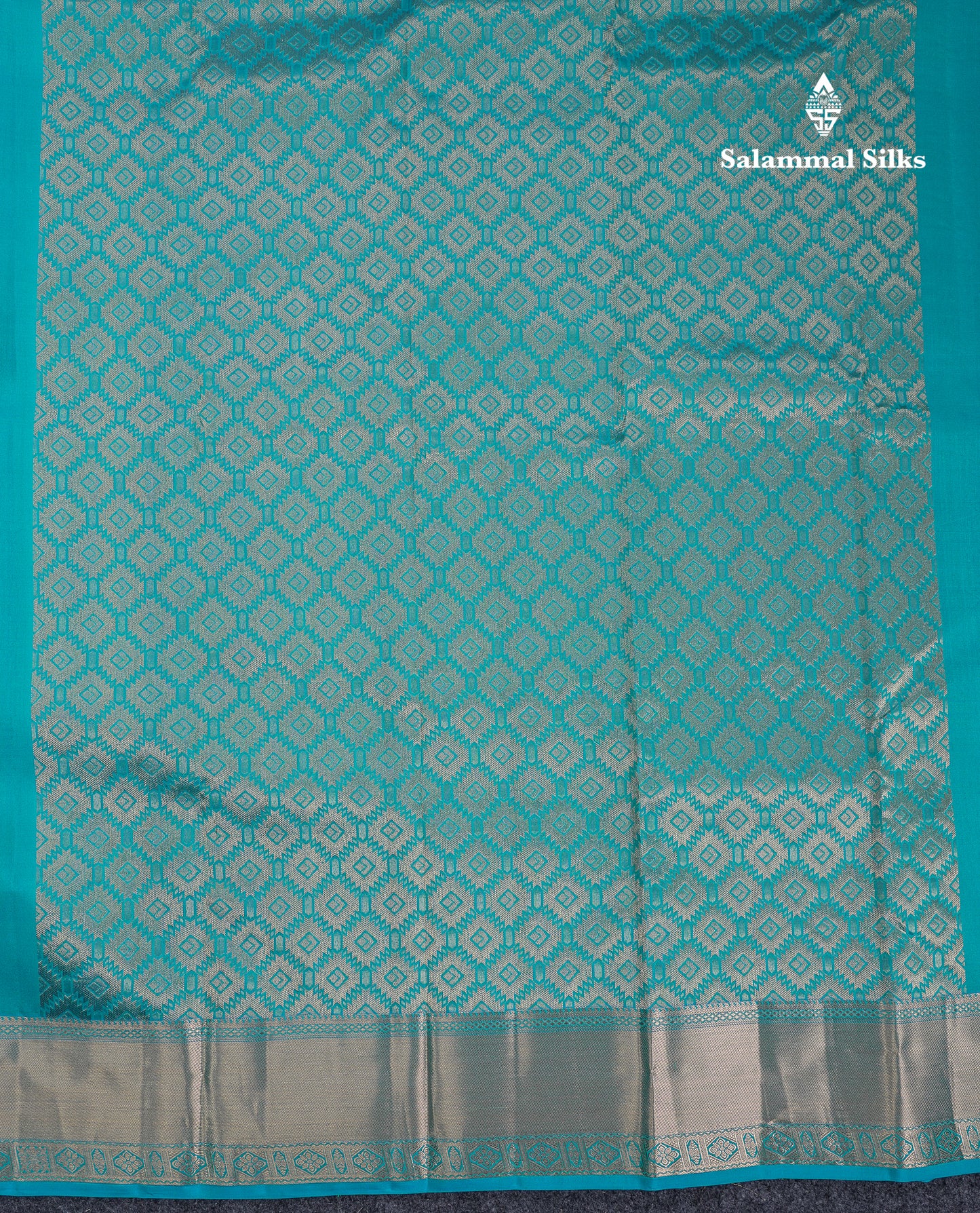 Beautiful Light Ramar Blue Pure Kanjivaram Silk Saree With Traditional Border
