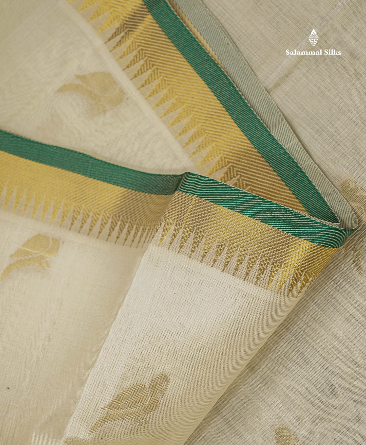 Pure Silk Cotton Saree - Half White Parrot Butta Along With Traditional Evening Morning Border