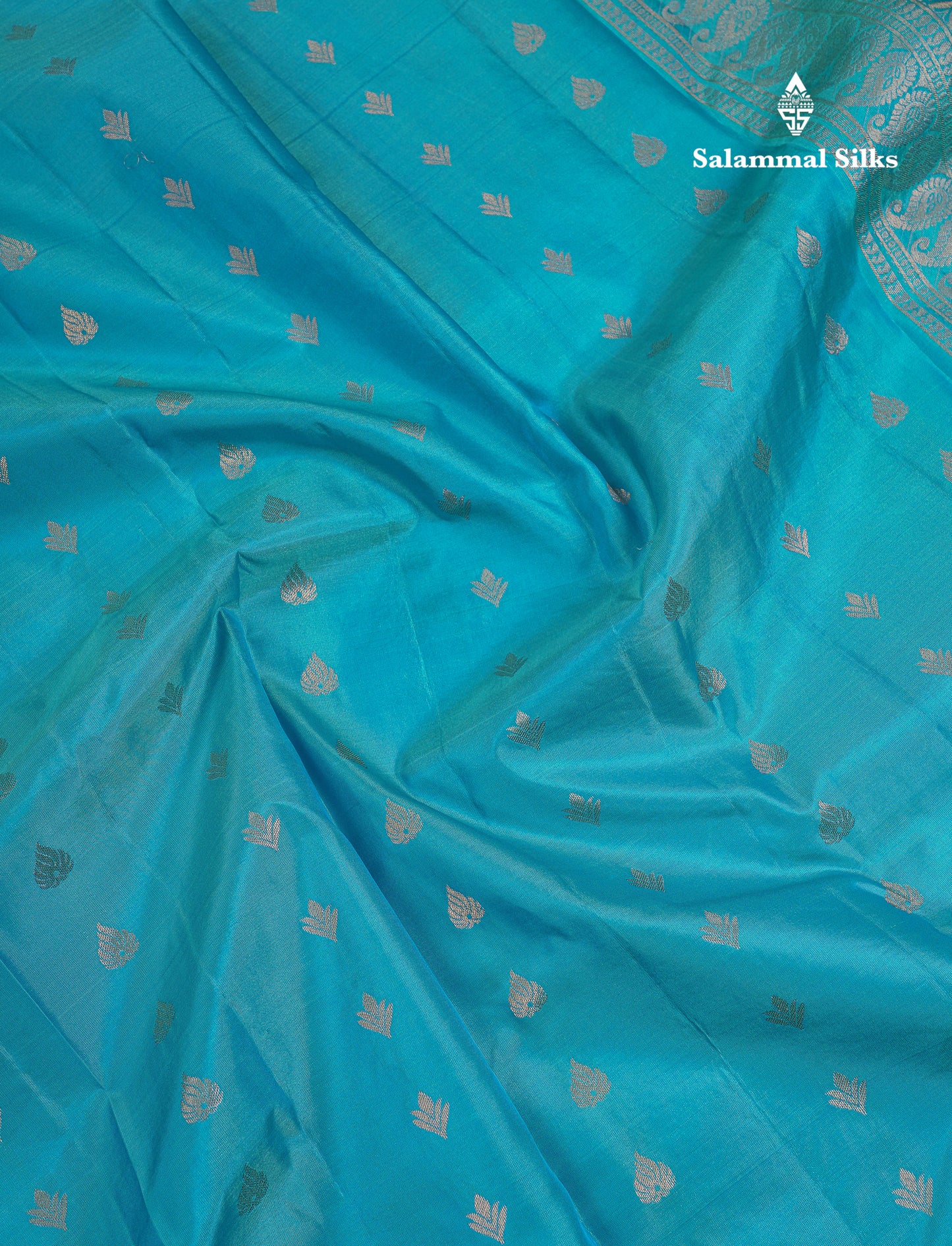 Beautiful Light Ramar Blue Pure Kanjivaram Silk Saree With Traditional Border