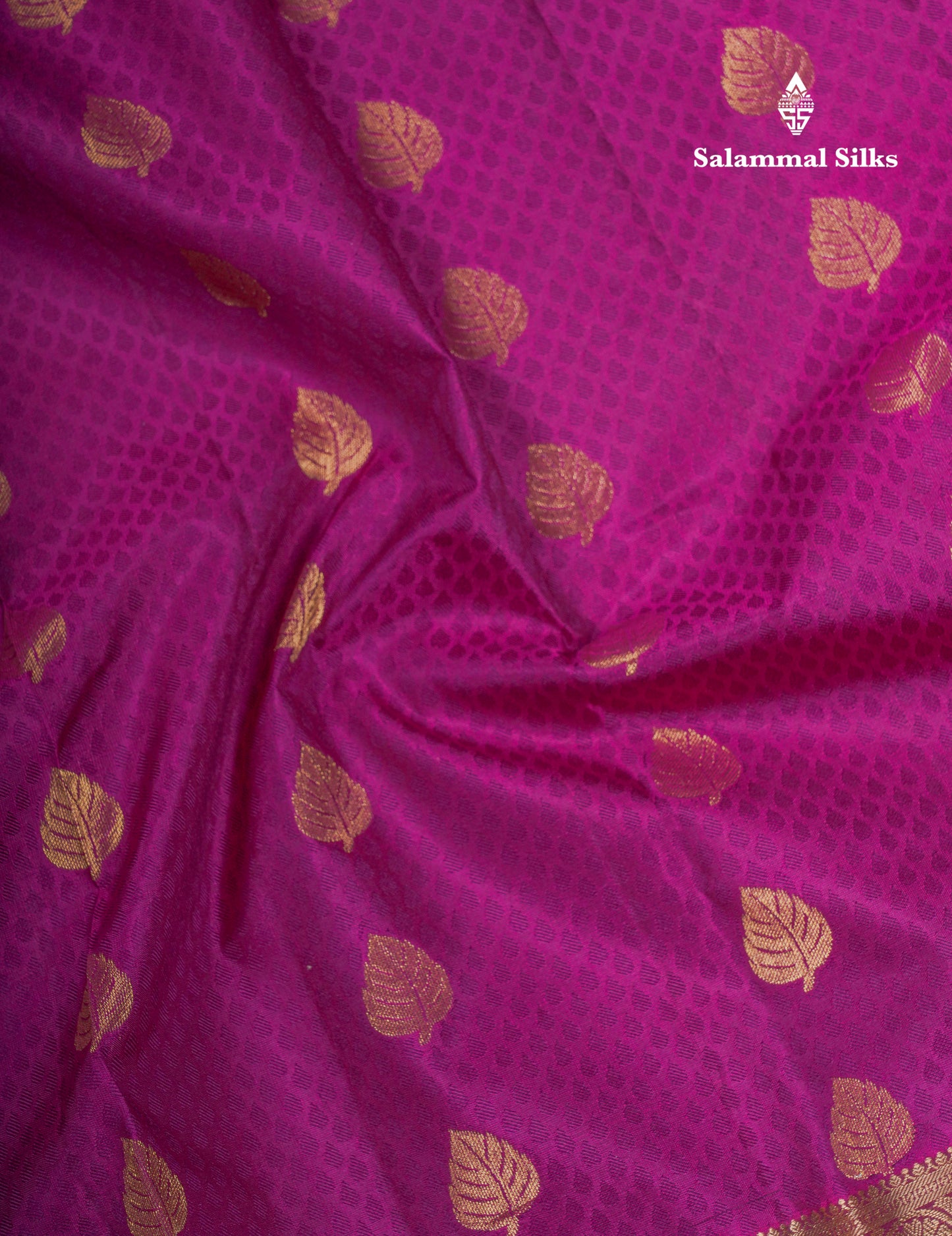 Beautiful Bottle Green Pure Kanjivaram Silk Saree With Contrast Dark Brown Border