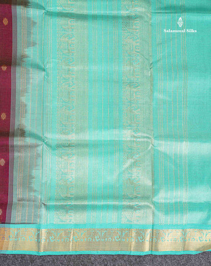 Pure Silk Cotton Saree - Magenta Vaira Oosi Lines With Butta Along With Contrast Dual Tone Sapphire Green Traditional Border