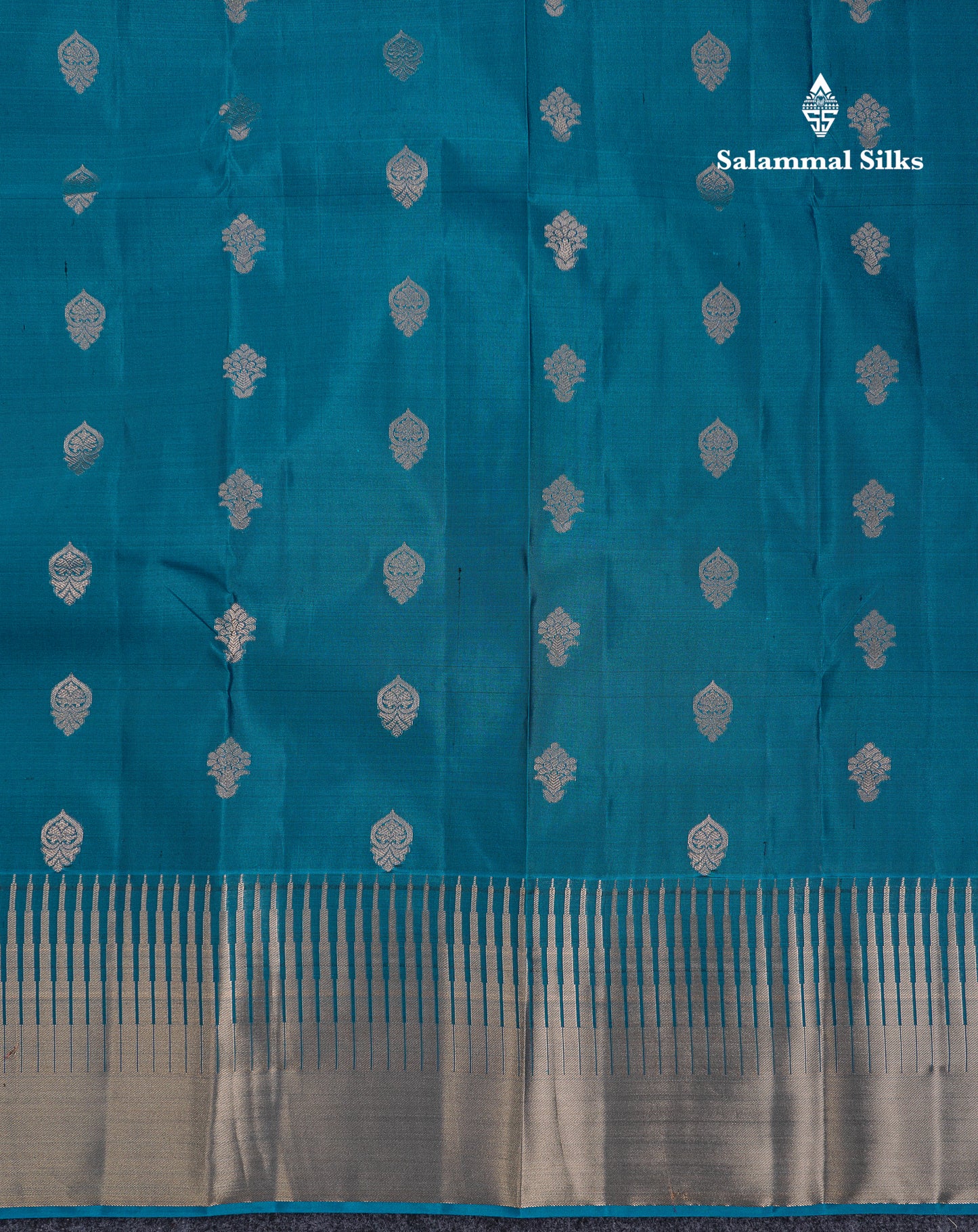 Beautiful Navy Blue Pure Kanjivaram Silk Saree With Traditional Temple Border