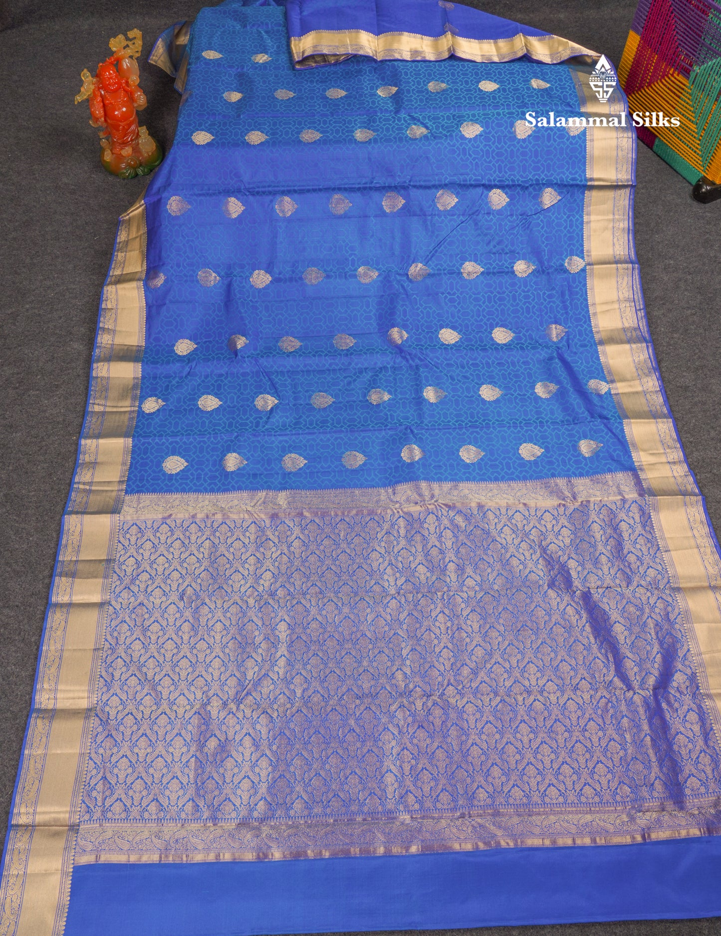 Beautiful Dark Maroon Pure Kanjivaram Silk Saree With Traditional Border
