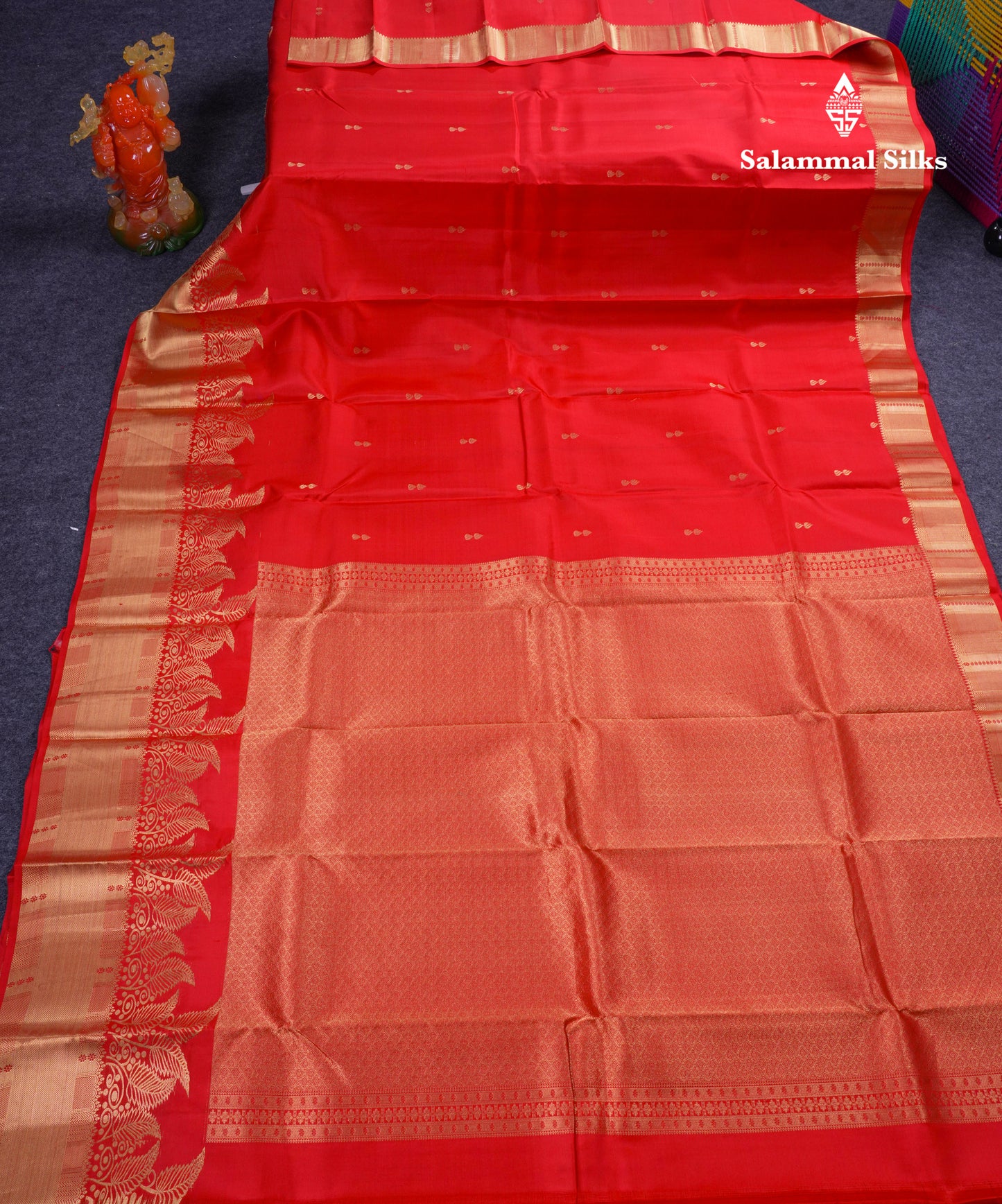 Beautiful Chilly Red Pure Kanjivaram Silk Saree With Traditional Border