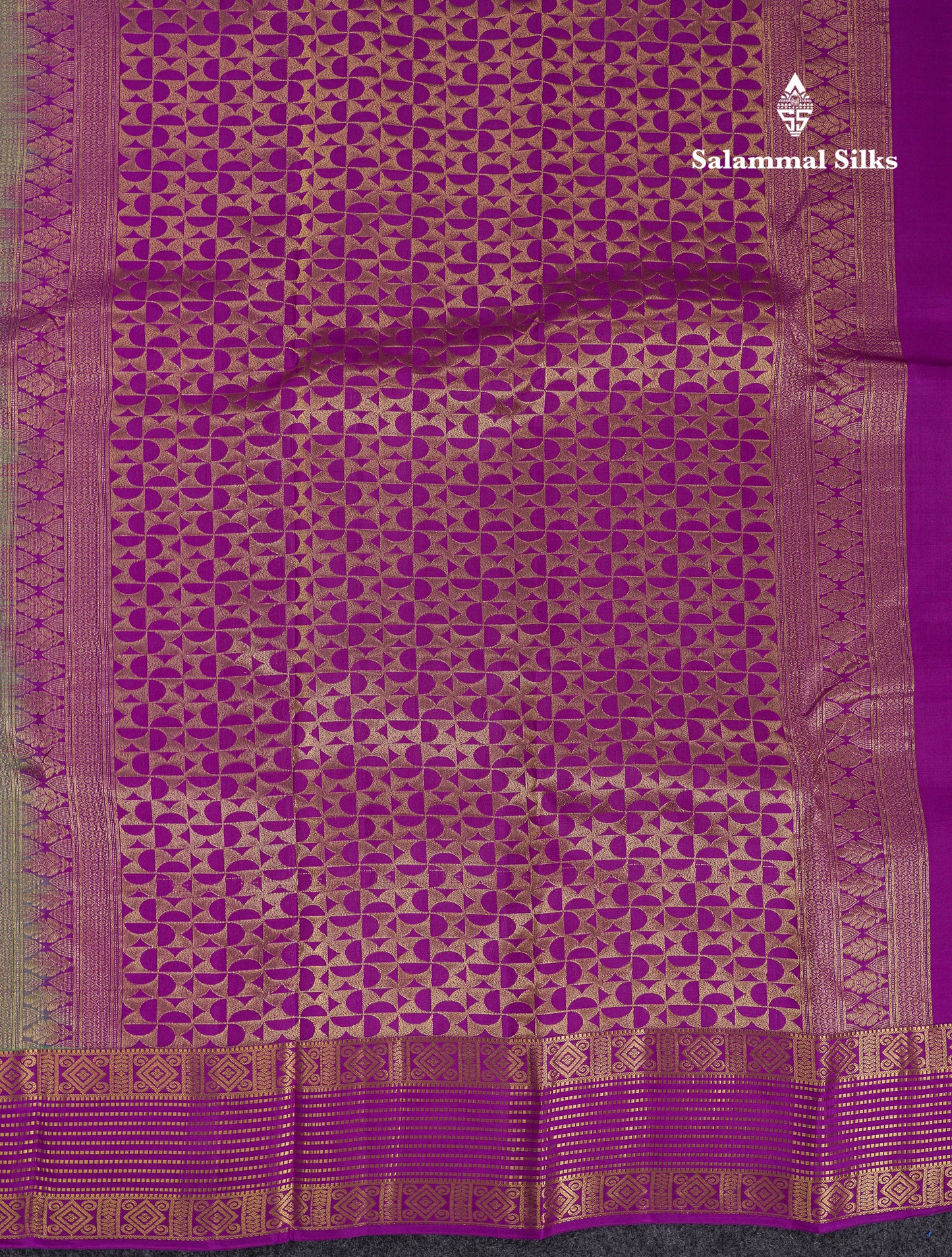 Beautiful Parrot Green Traditional Checks And Buttas Pure Kanjivaram Silk Saree With Contrast Violet Border