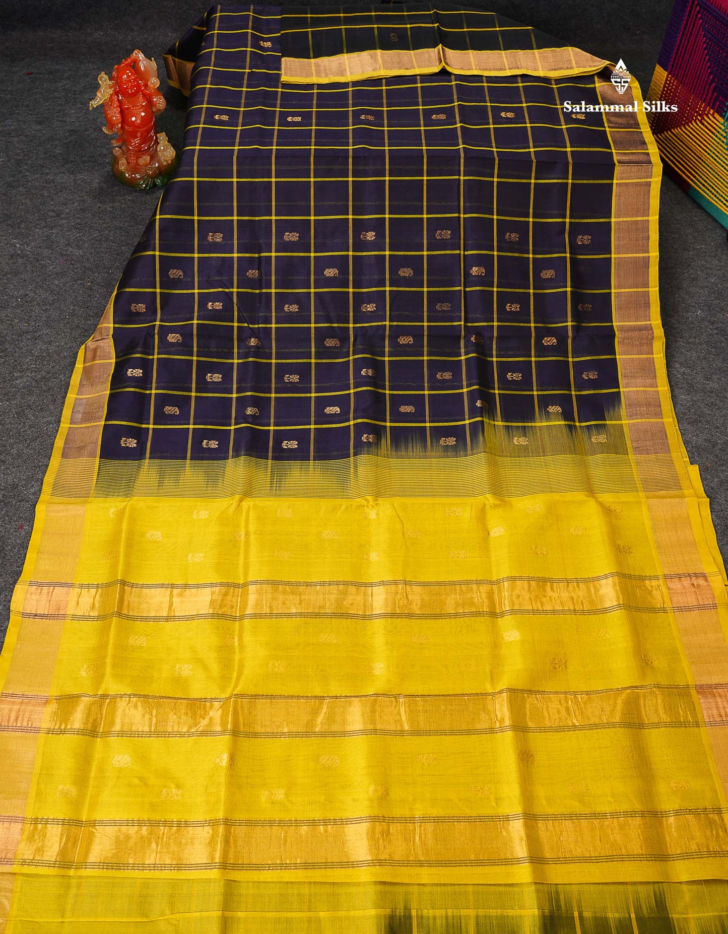 Full View Of Dark Navy Blue Pure Silk Cotton Saree