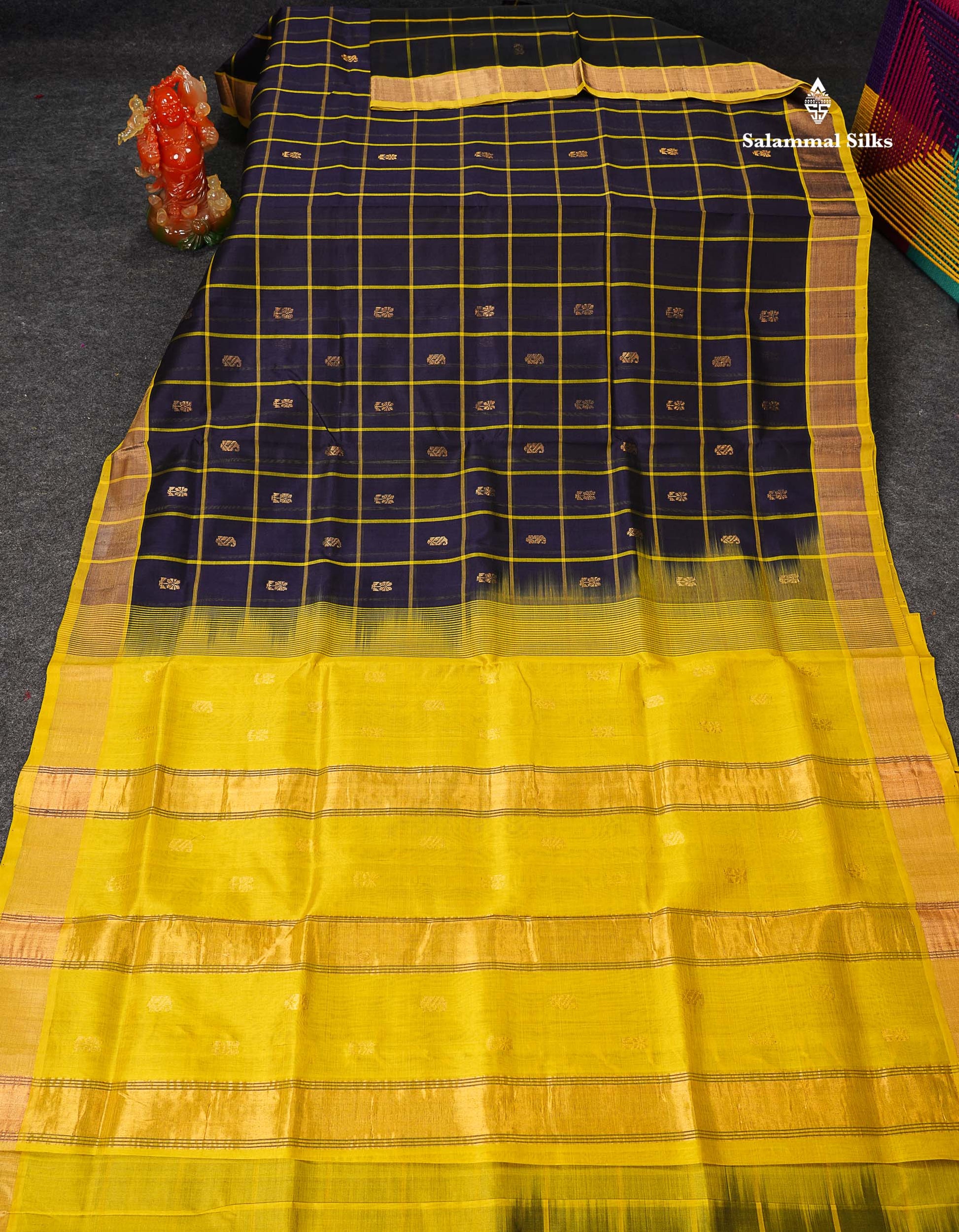 Full View Of Dark Navy Blue Pure Silk Cotton Saree