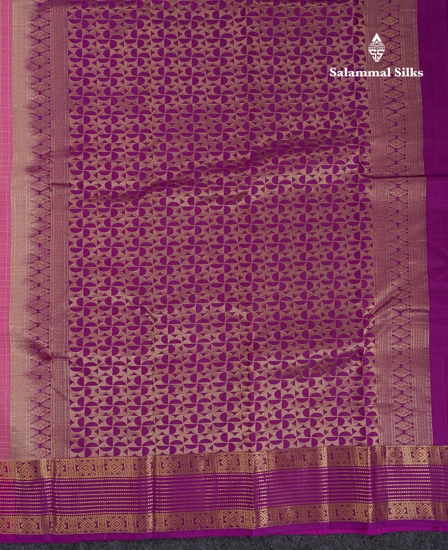 Beautiful Parrot Green Traditional Checks And Buttas Pure Kanjivaram Silk Saree With Contrast Violet Border