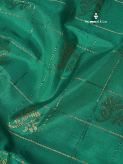 Beautiful Sea Green Pure Kanjivaram Soft Silk Saree With Contrast Pinkish Orange Border