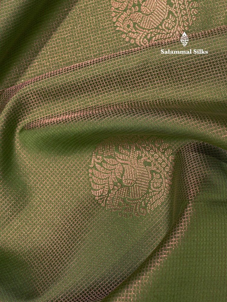 Green Colour Kanjivaram Pure Silk Saree With Magenta Traditional Border