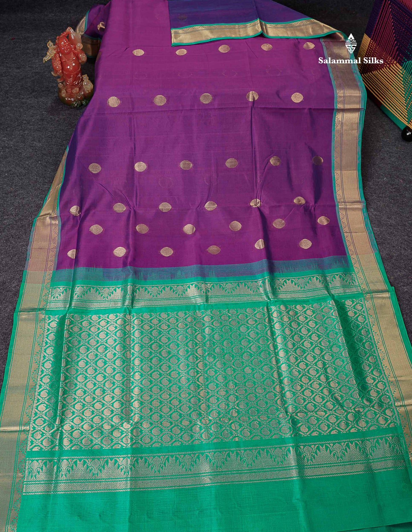 Full View Of Purple Pure Silk Cotton Saree 