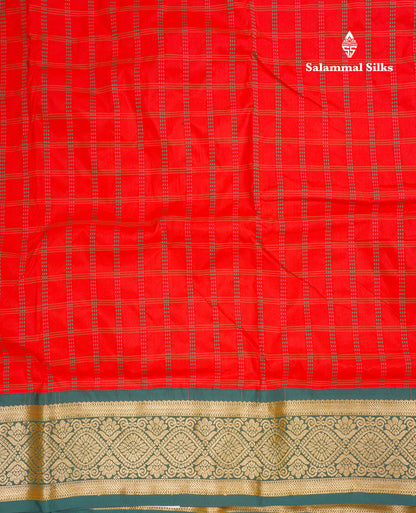 9 Yards Semi Silk Saree Red With Contrast Bottle Green Border