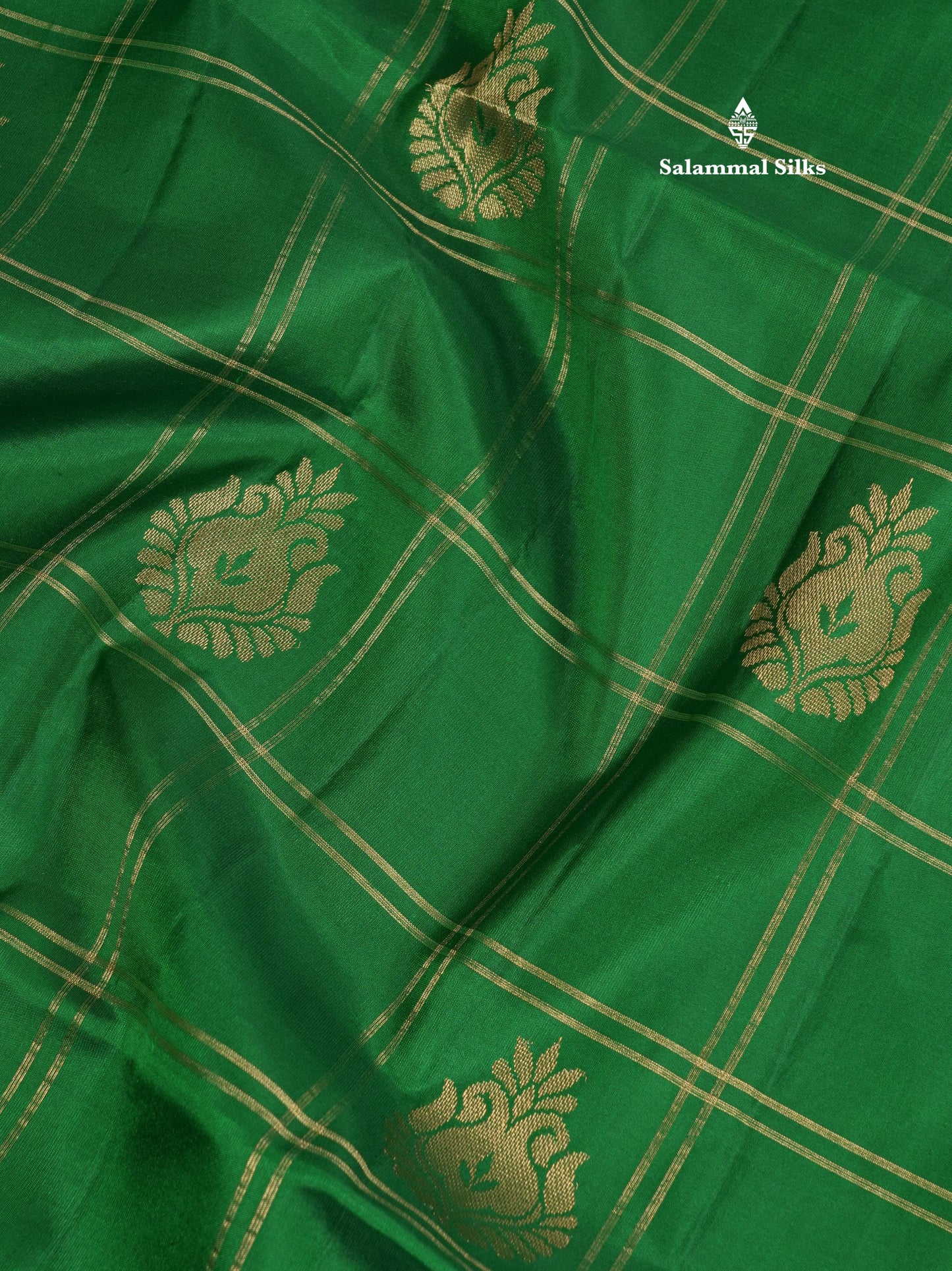 Beautiful Blue Pure Kanjivaram Soft Silk Saree With Contrast Red Traditional Border