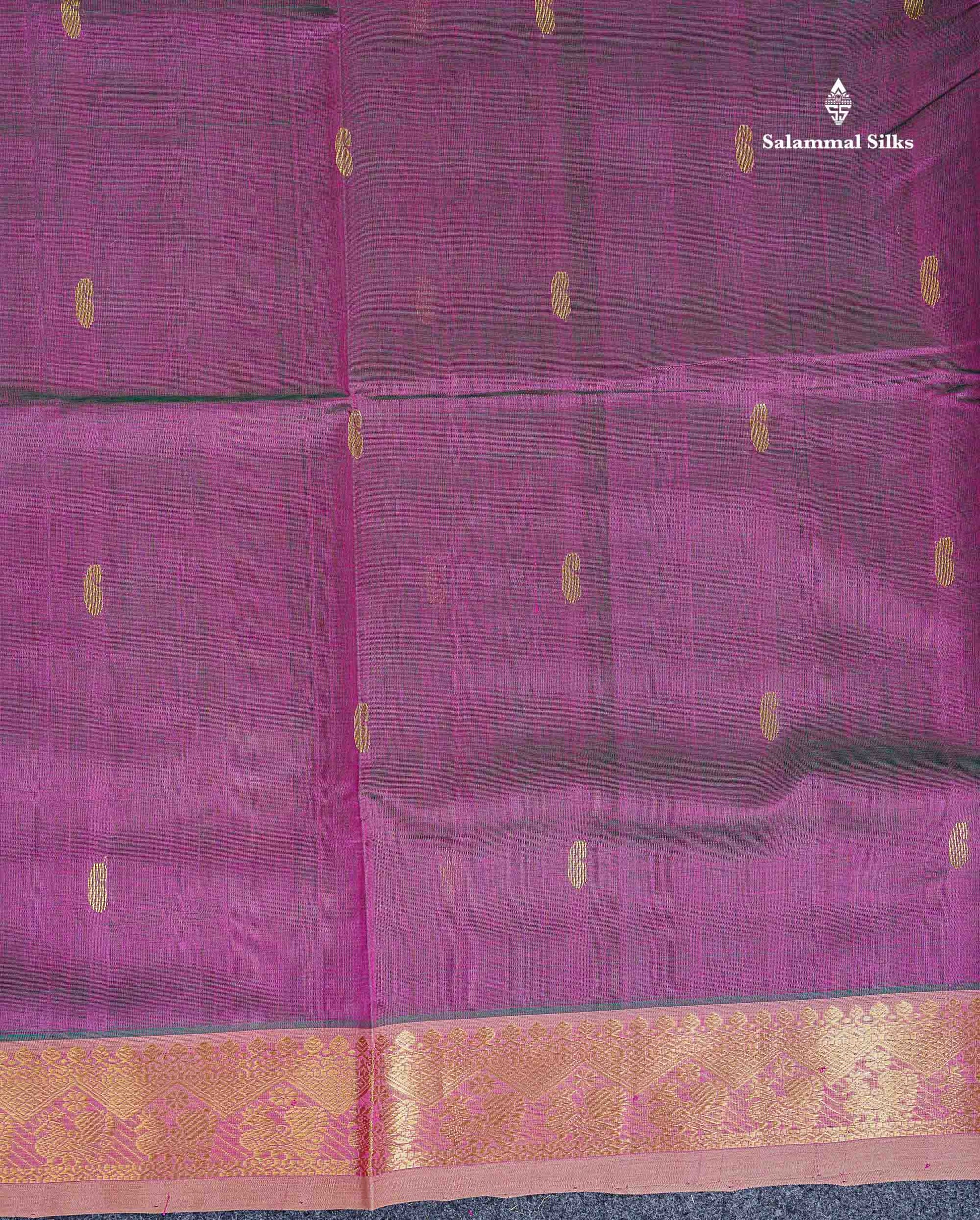 Border Of Dual Tone Magenta Pure Silk Cotton Saree 