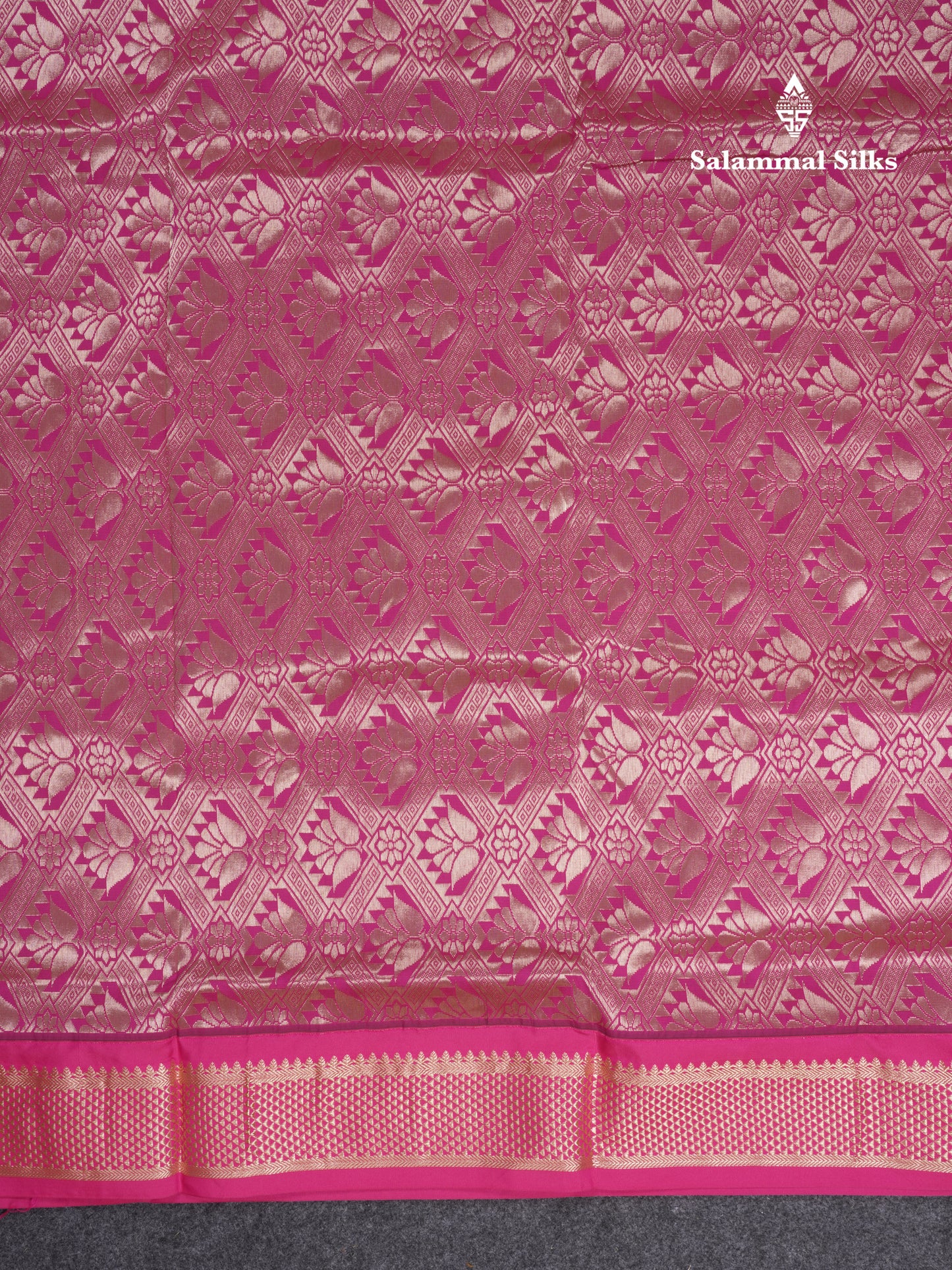 9.5 Yards Semi Silk Saree Royal Blue with Contrast Pink Border