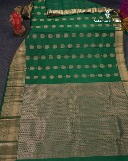 Beautiful Bottle Green Pure Kanjivaram Silk Saree With Traditional Border