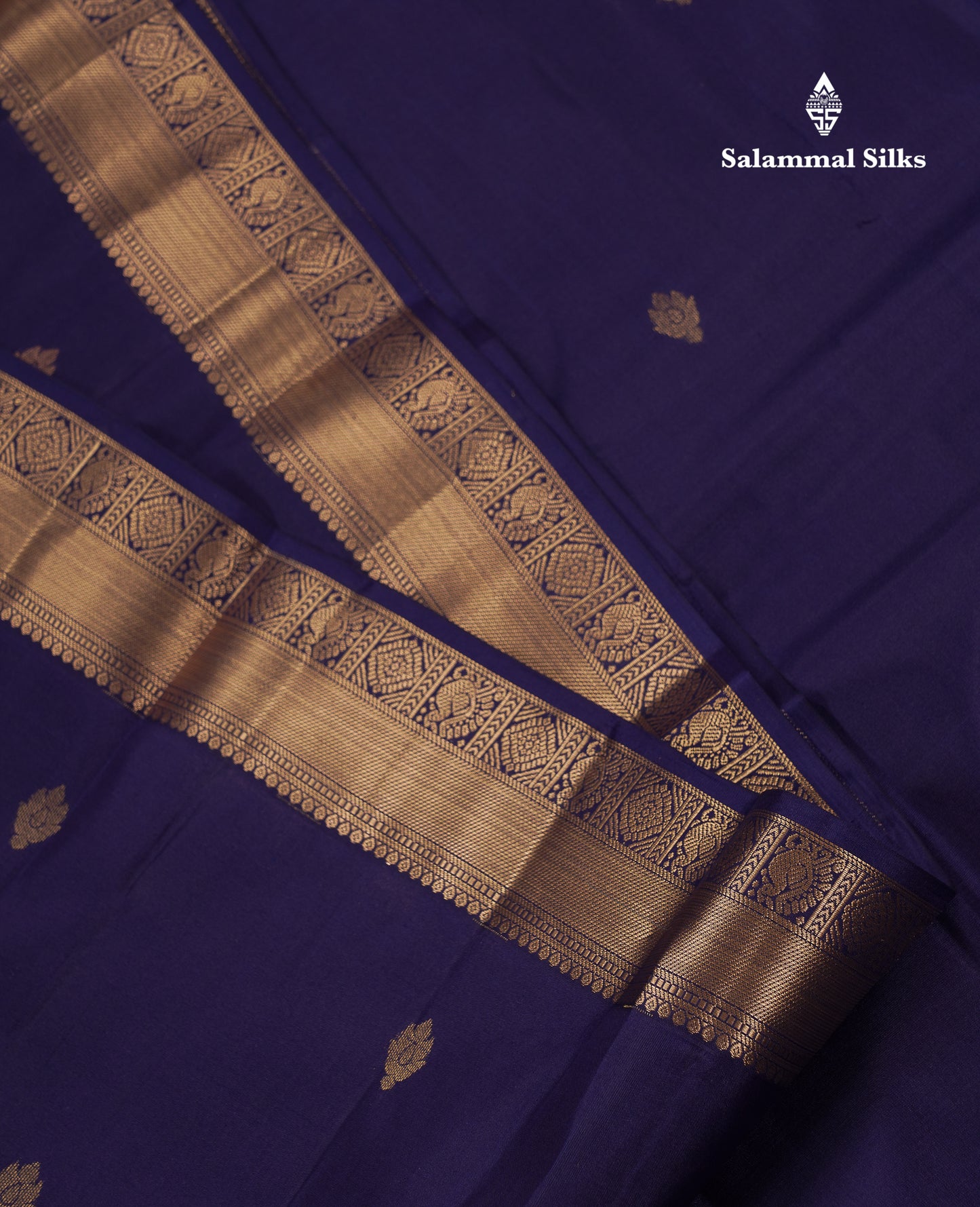 Beautiful Navy Blue Pure Kanjivaram Silk Saree With Traditional Border
