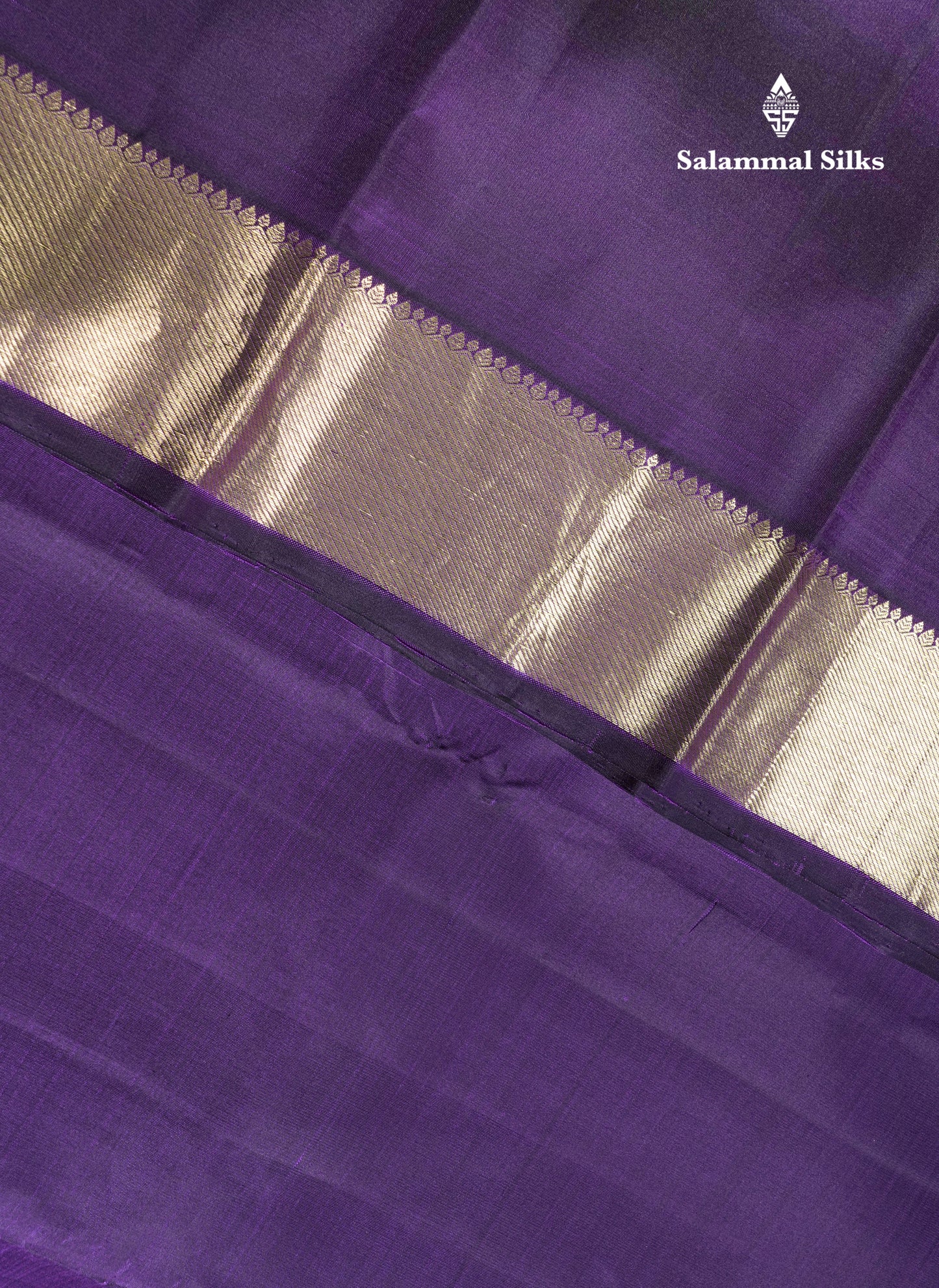 Violet Plain Pure Kanjivaram Silk Saree With Traditional Temple Border