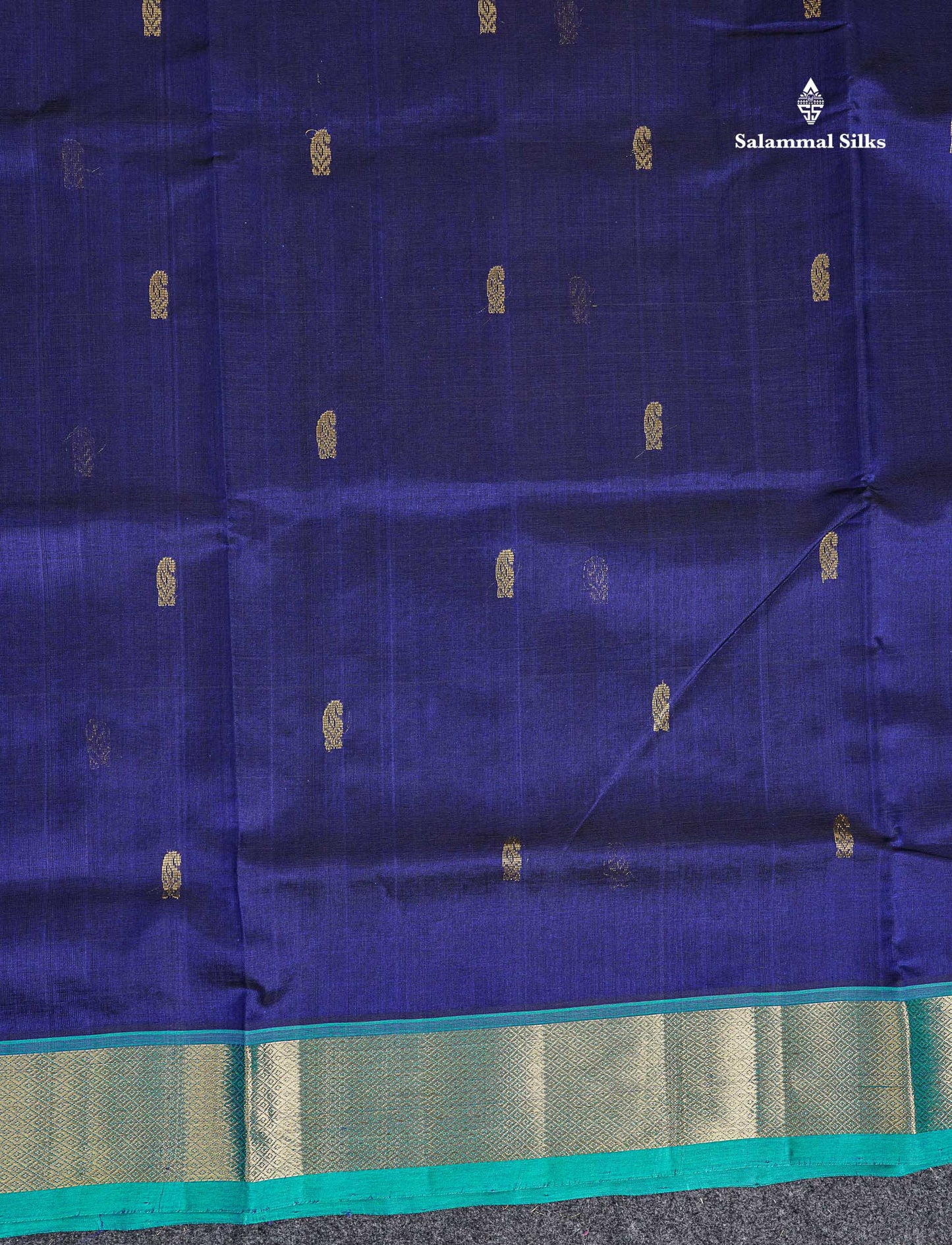Traditional Border Of Navy Blue Pure Silk Cotton Saree 