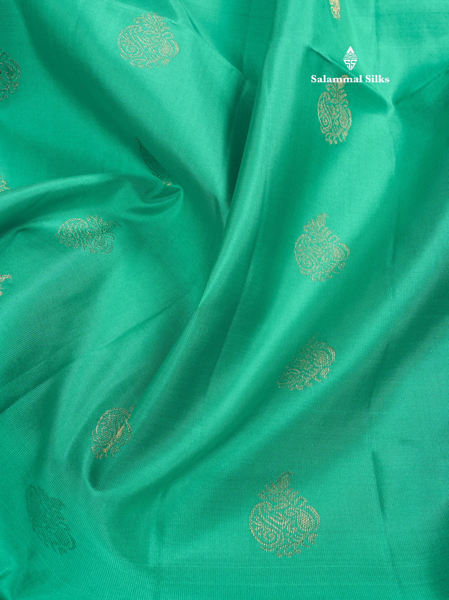Beautiful Sapphire Blue Pure Kanjivaram Soft Silk Saree With Contrast Chilly Red Border