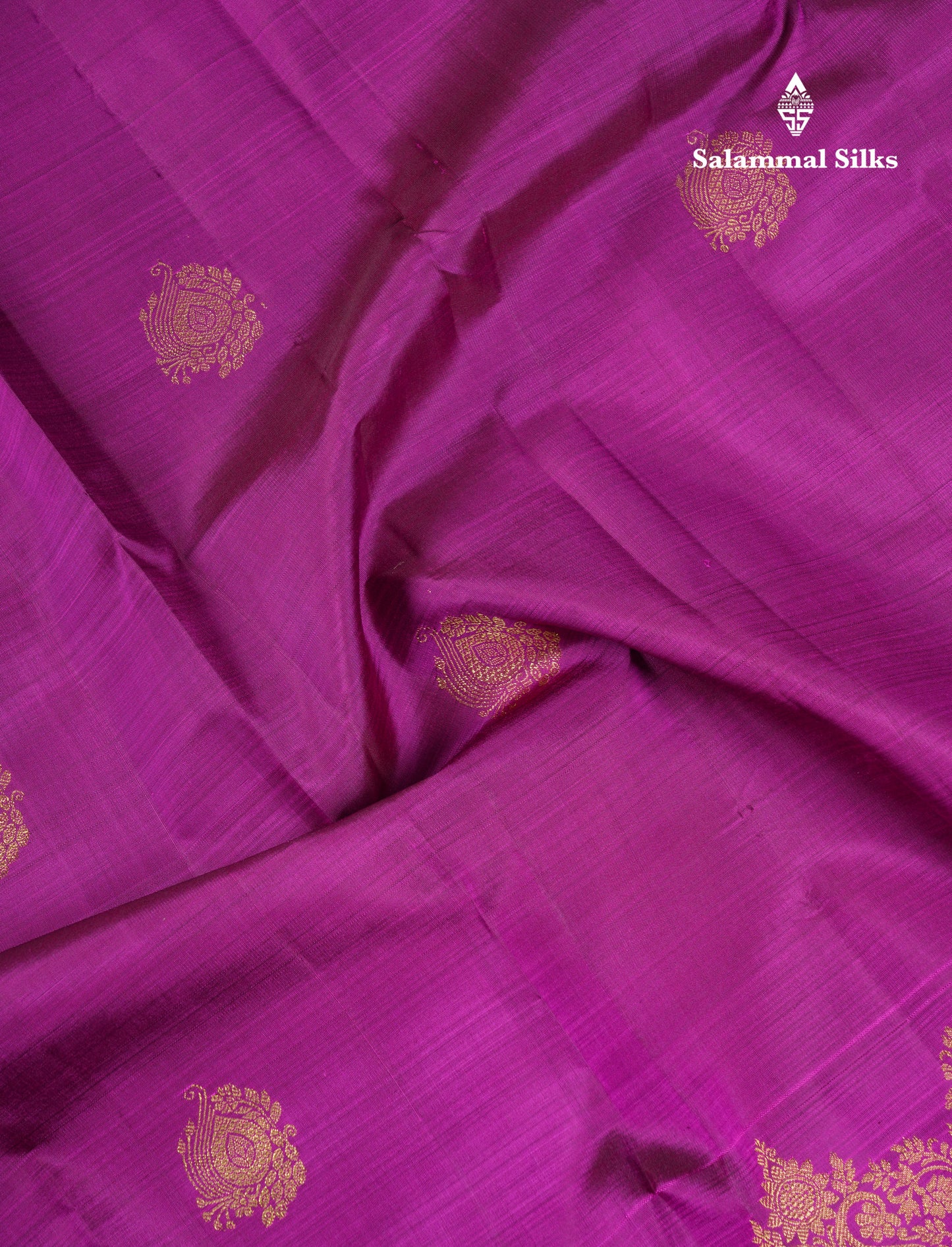 Beautiful Magenta Pure Kanjivaram Silk Saree With Contrast Peacock Blue Blouse