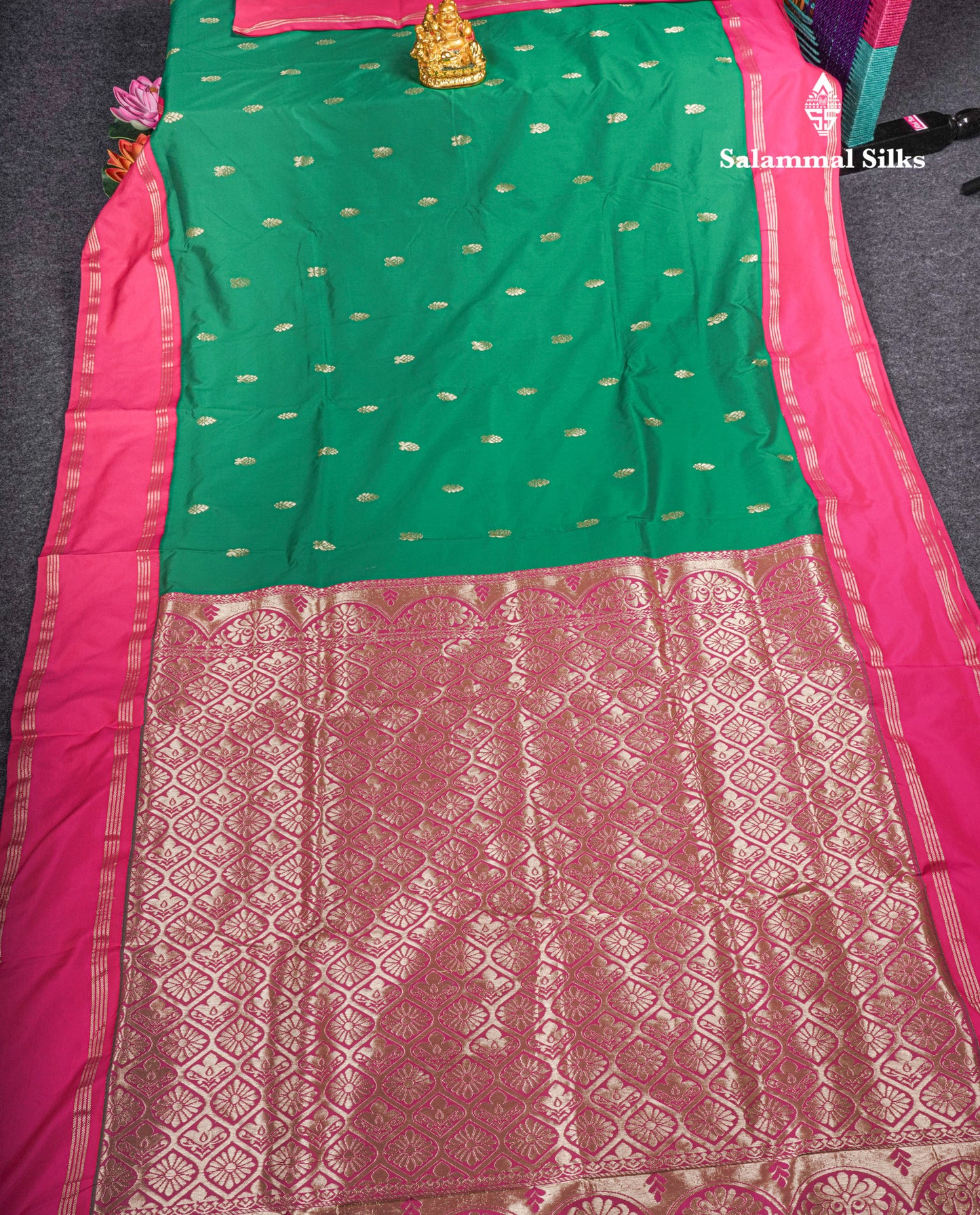9 Yards Semi Silk Saree Green With Contrast Pink Gap Border
