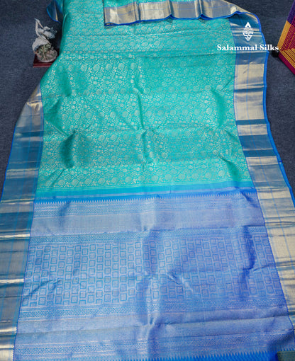 Beautiful Dual Tone Sapphire Green Bridal Pure Kanjivaram Silk Saree With Contrast Peacock Blue Border