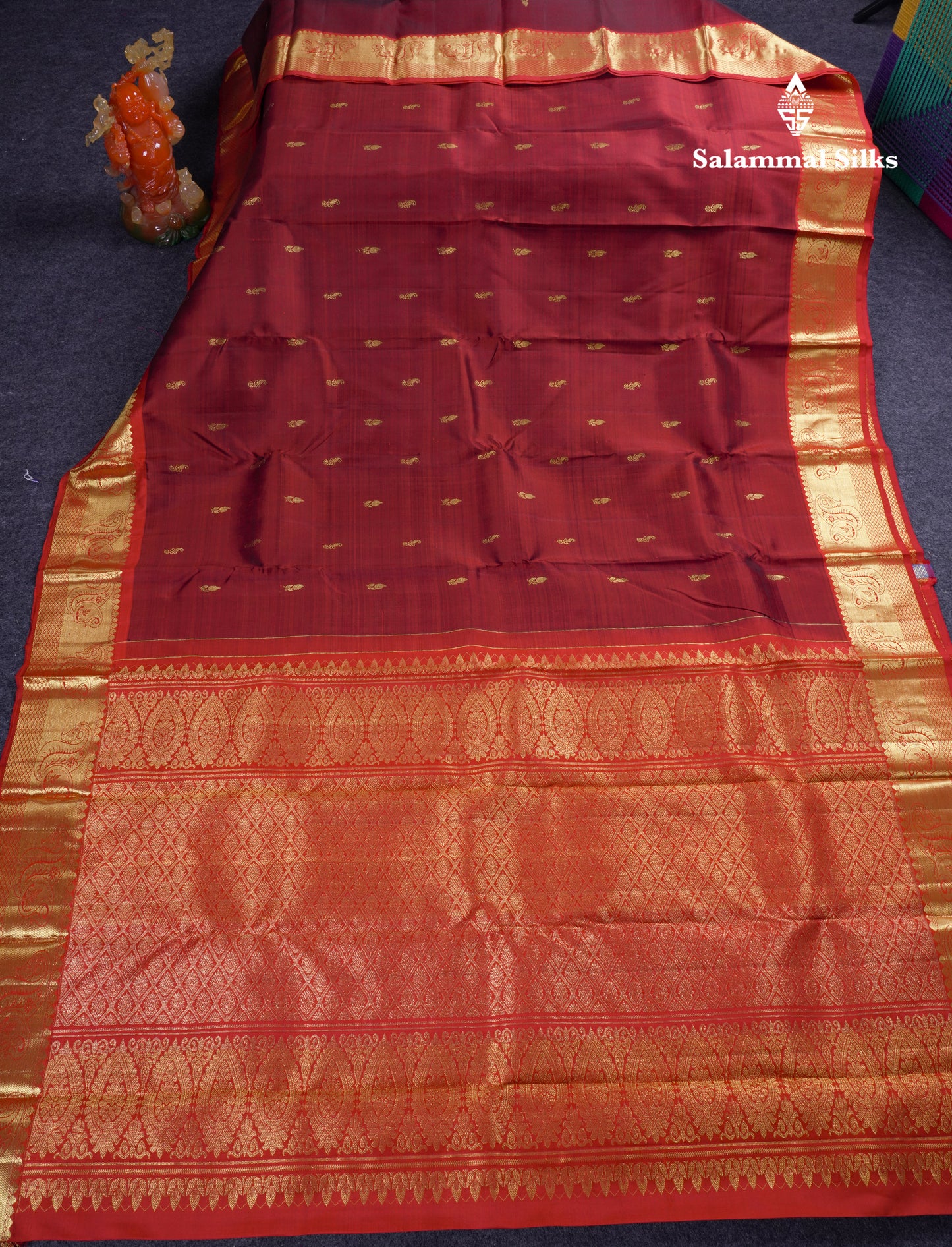 Beautiful Dark Maroon Pure Kanjivaram Silk Saree With Contrast Chilly Red Traditional Border
