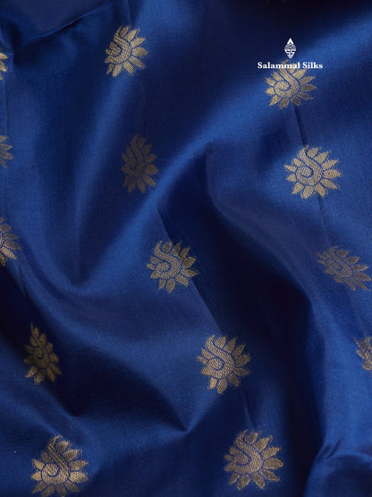 Beautiful Bottle Green Pure Kanjivaram Soft Silk Saree With Contrast Pinkish Orange Border