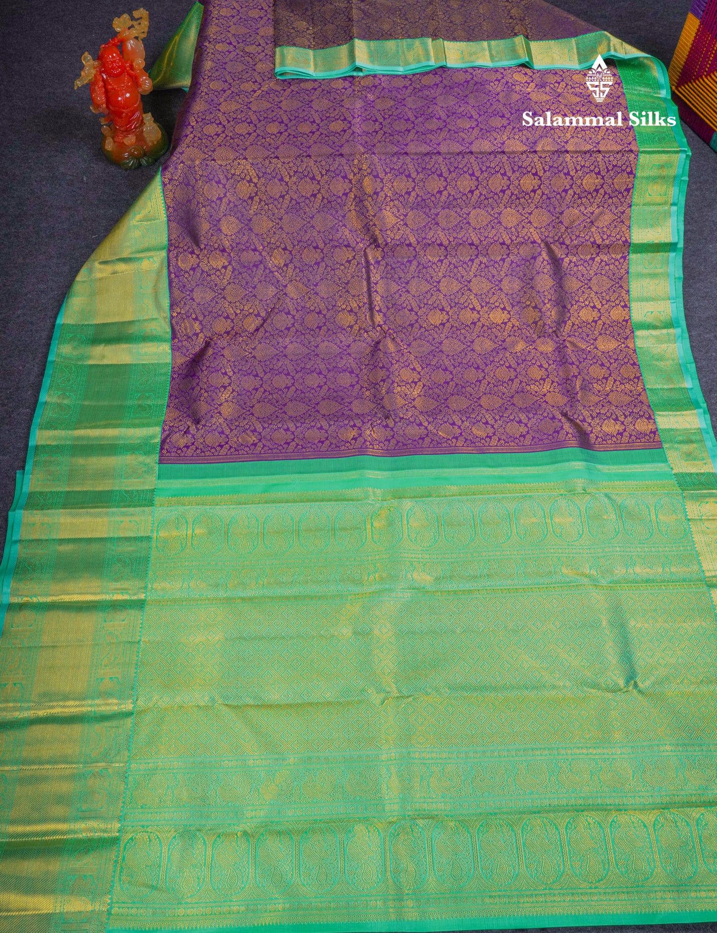 Beautiful Korvai Dark Purple Pure Kanjivaram Silk Saree Pure Zari with Contrast Rexona Green Traditional Border