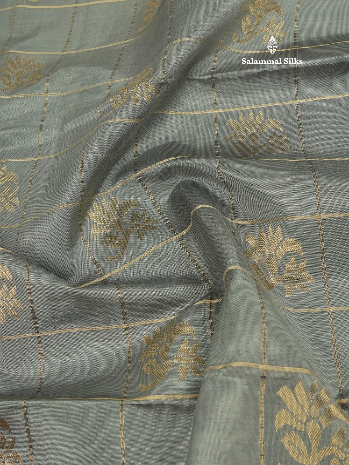 Beautiful Sea Green Pure Kanjivaram Soft Silk Saree With Contrast Pinkish Orange Border