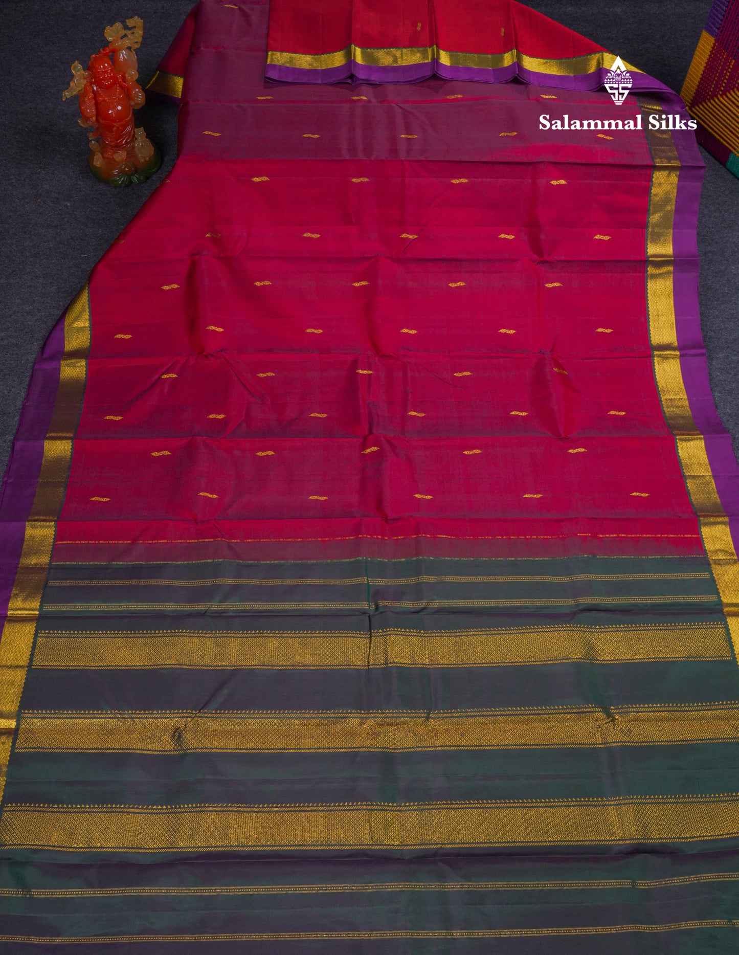 Beautiful Dual Tone Dark Maroon Pure Kanjivaram Silk Saree With Contrast Bottle Green Traditional Border