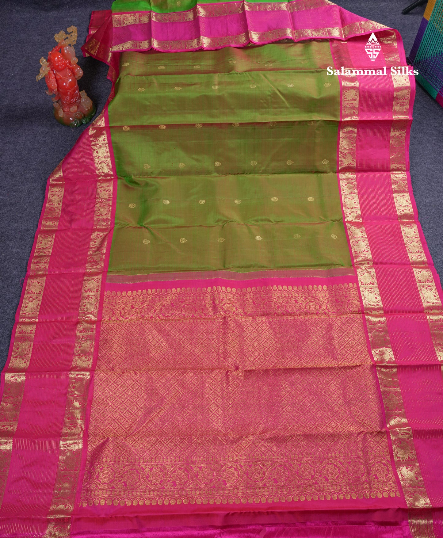 Beautiful Dual Tone Purple Pure Kanjivaram Silk Saree With Contrast Magenta Pink Traditional Border