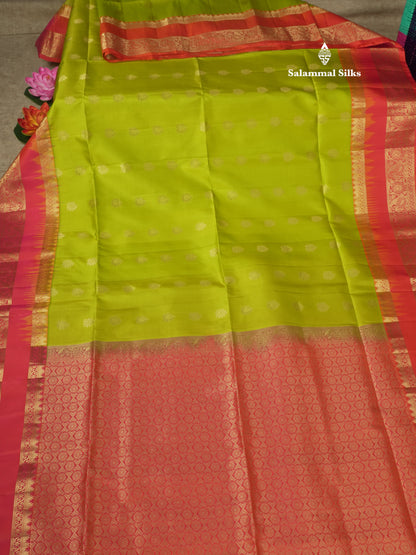 Beautiful Bottle Green Pure Kanjivaram Soft Silk Saree With Contrast Pinkish Orange Border