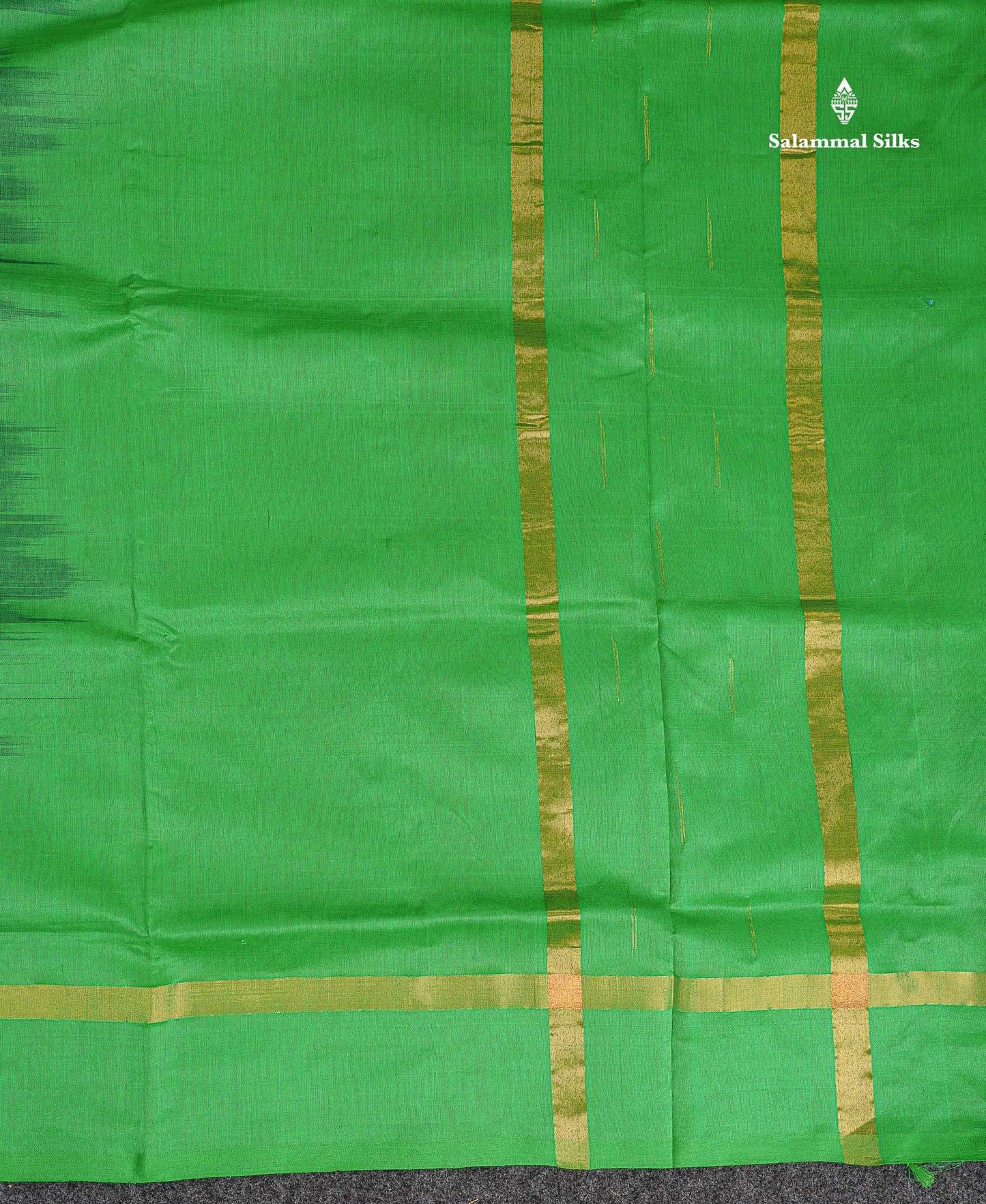 Pallu Of Navy Blue Semi Silk Cotton Saree 