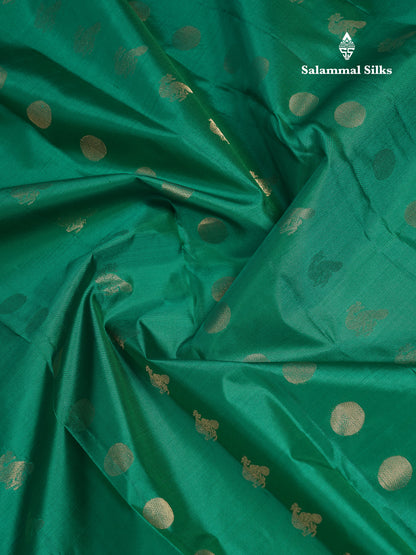 Beautiful Saffire Green Pure Kanjivaram Silk Saree With Contrast Lavender Traditional Border